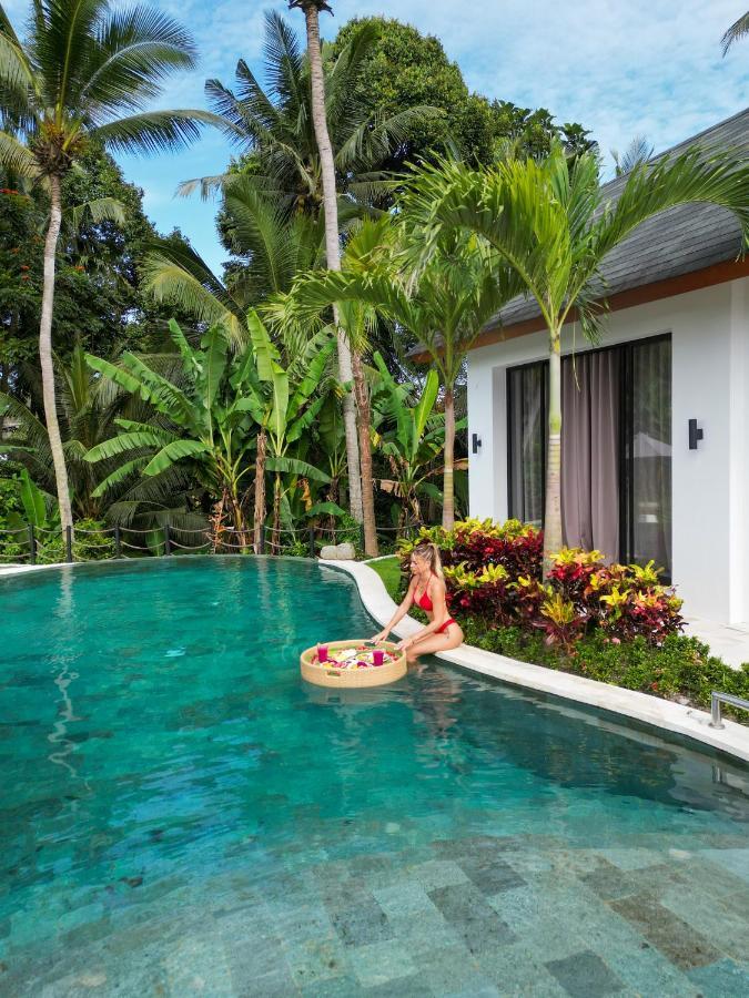 Villa Crystal Lagoon By Balisuperhost Убуд Екстериор снимка
